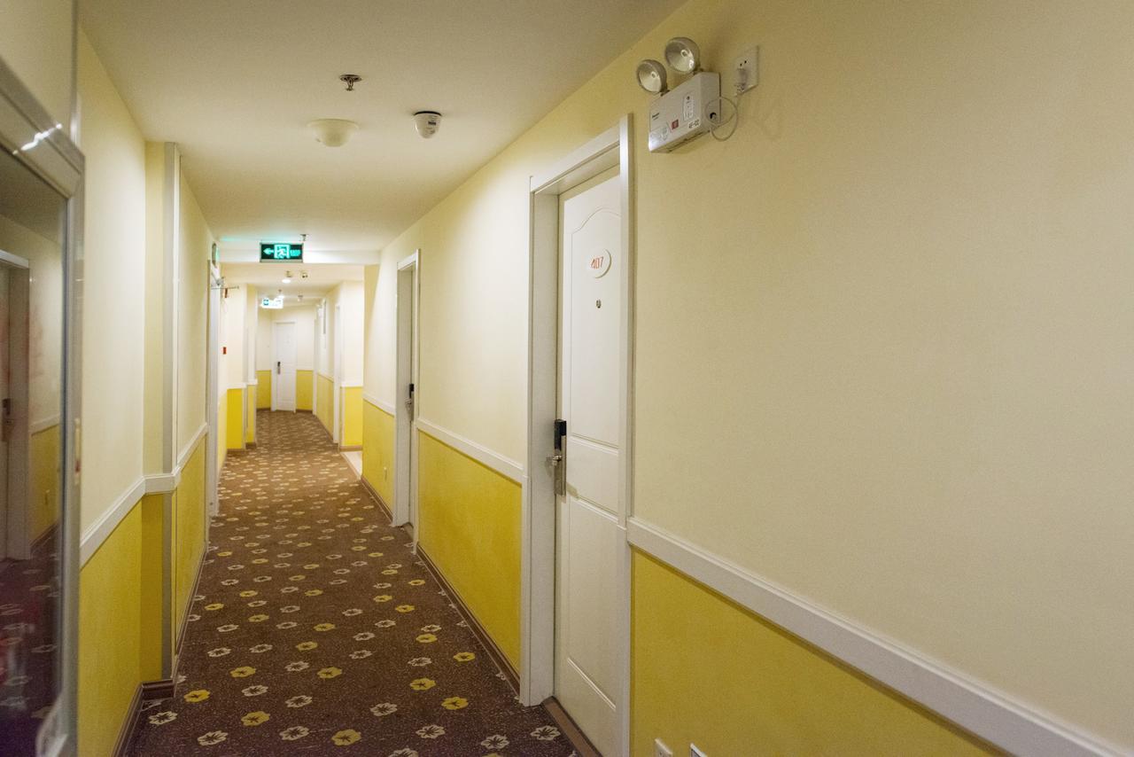 Home Inn Shanghai Daning International Guangzhong Road Circus City Экстерьер фото